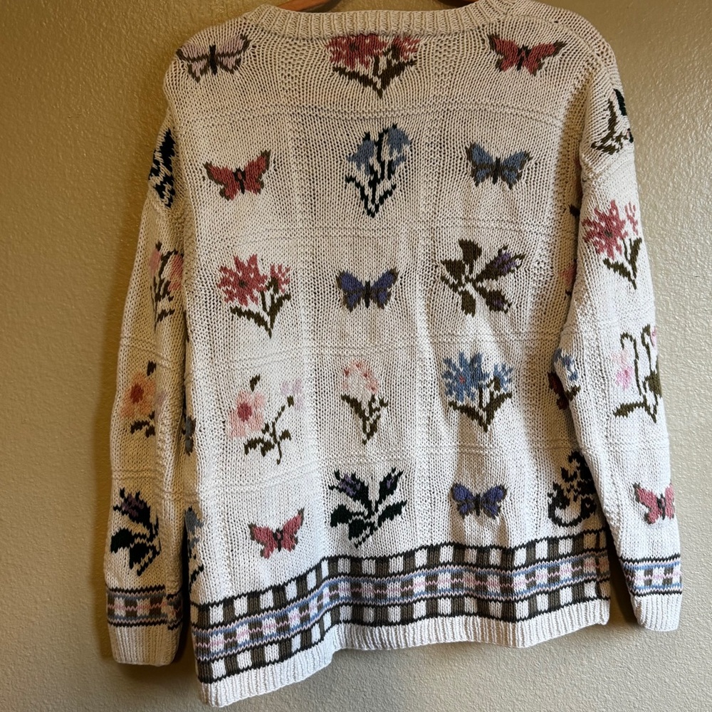 VINTAGE Chunky Floral Patterned Sweater - Cream - Picture 10 of 10
